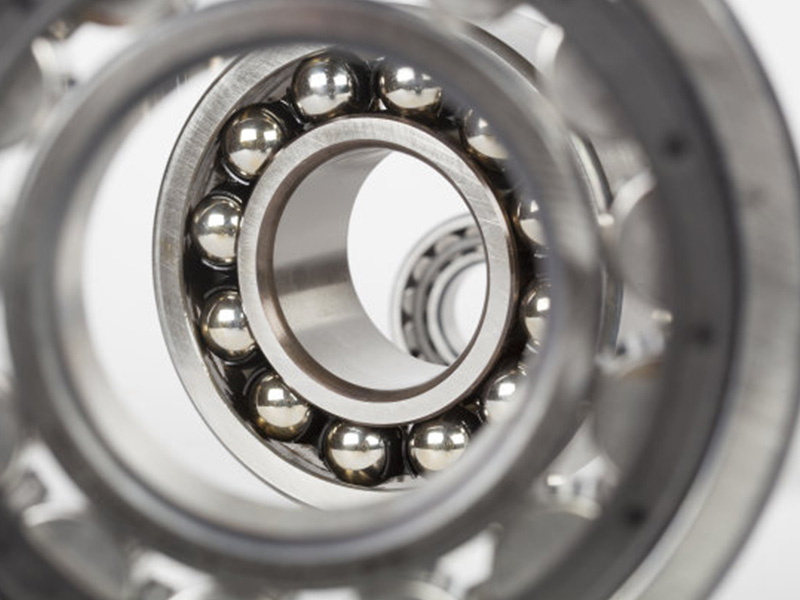 NSK进口轴承使用润滑脂必须注意游隙问题